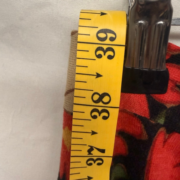 Vintage 70’s Women's handmade Red Black Floral wool knit Maxi Skirt - Picture 4 of 10